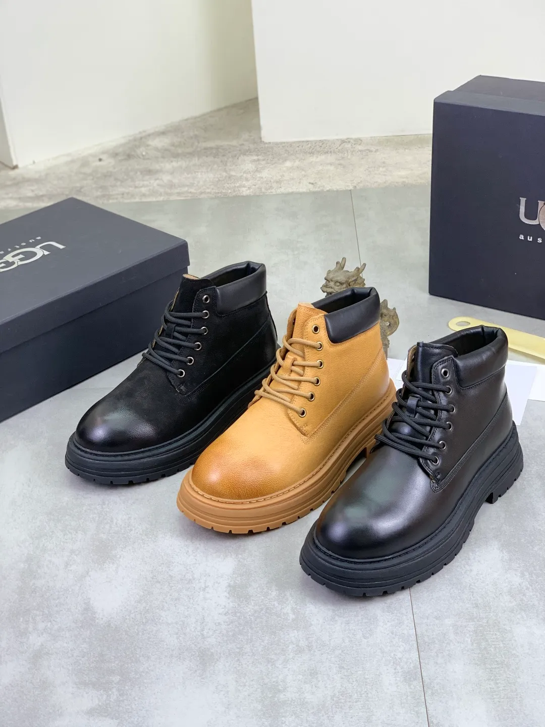 Men's men's shoes 💰P660 New arrival 🆕🆕🆕 IUGGI Men's British retro Martin boots Winter new men's outdoor hiking boots First layer of cowhide on the outside and wool on the inside Comfortable and warm Rubber sole sole Non-slip and firm Trendy and fashionable Casual and versatile Size: 38-44 (45 customized) Color: three colors
